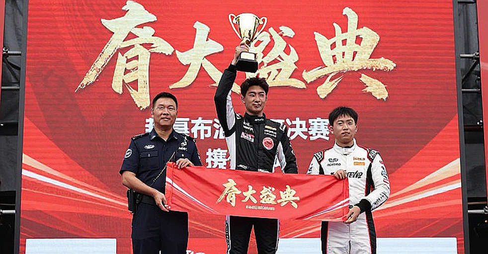 खाली कॉलम, भरे हेडिंग: F1 डेस्क की वह फाइल जिसमें सवाल थे, तथ्य नहीं