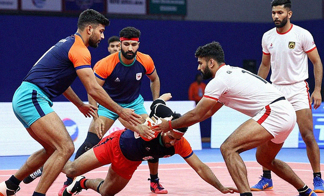 तीसरी रेड का हिसाब: पटना का थ्री-पीट महान रेडर से नहीं, डू-ऑर-डाई के नियम से बना तीसरी रेड का हिसाब: पटना का थ्री-पीट महान रेडर से नहीं, डू-ऑर-डाई के नियम से बना